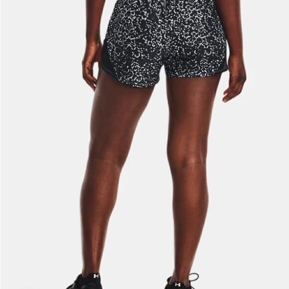Women's UA Fly-By 2.0 Printed Shorts - Picture 3 of 11